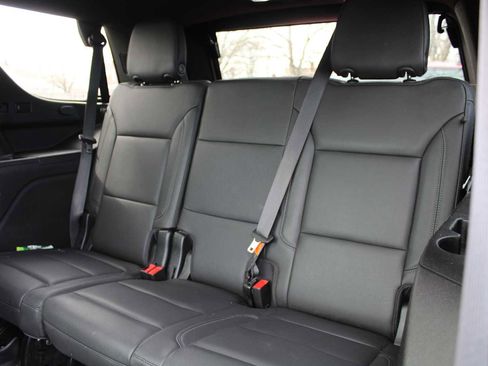 Used 2022 Chevrolet Tahoe LT image 8