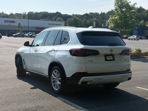Used 2022 BMW X5 xDrive40i AWD/4WD image 4
