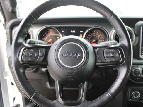 Used 2021 Jeep Gladiator Sport AWD/4WD image 25