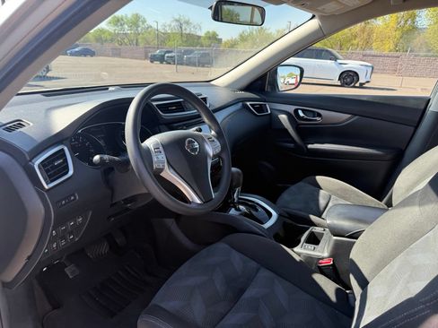 Used 2015 Nissan Rogue SV w/ SV Premium Package AWD/4WD image 13