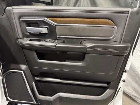 Used 2023 RAM 2500 Laramie AWD/4WD image 13