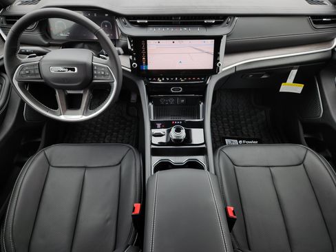 New 2026 Jeep Grand Cherokee L Limited AWD/4WD image 20