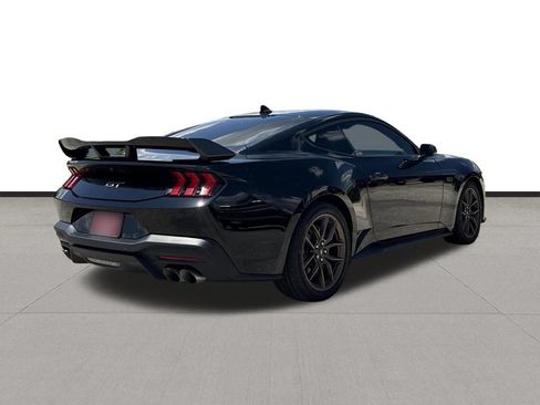 Used 2025 Ford Mustang GT Premium RWD image 5