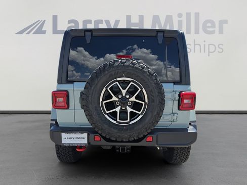 New 2026 Jeep Wrangler Unlimited Rubicon AWD/4WD image 4