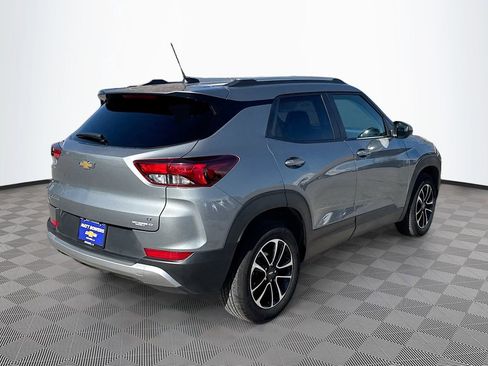 Used 2025 Chevrolet TrailBlazer LT image 5