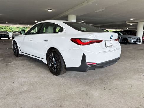 Used 2024 BMW i4 eDrive40 w/ Premium Package RWD image 3
