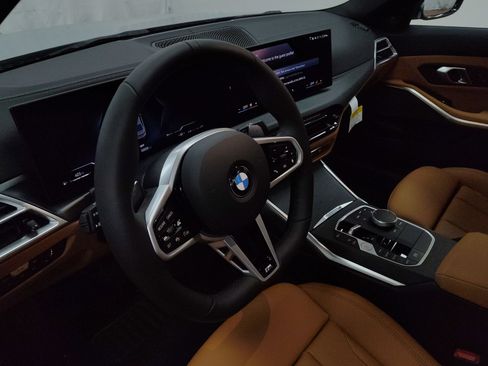 Used 2026 BMW 330i Sedan w/ M Sport Package RWD image 18