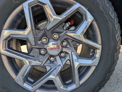 New 2026 GMC Sierra 1500 SLT w/ SLT Premium Plus Package AWD/4WD image 8