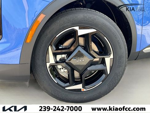 New 2026 Kia Sportage EX FWD image 39