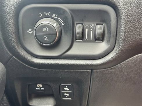 Used 2025 RAM 1500 Big Horn AWD/4WD image 22