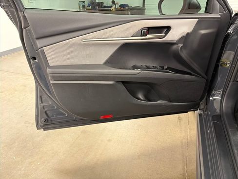 Used 2025 Toyota Camry SE w/ Multimedia Upgrade Package FWD image 21