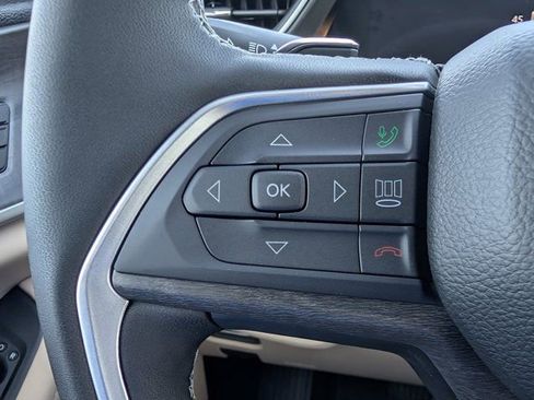 New 2025 Jeep Grand Cherokee Limited w/ Luxury Tech Group II image 24