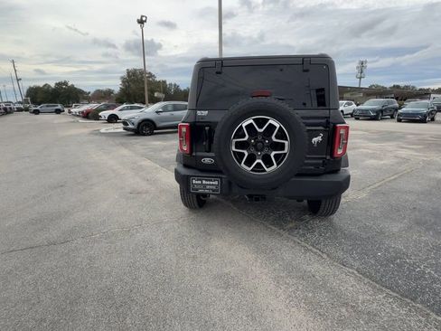 Used 2022 Ford Bronco Outer Banks image 8