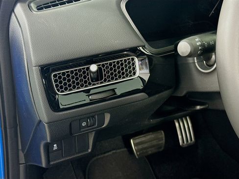 New 2026 Honda Civic Sport image 19