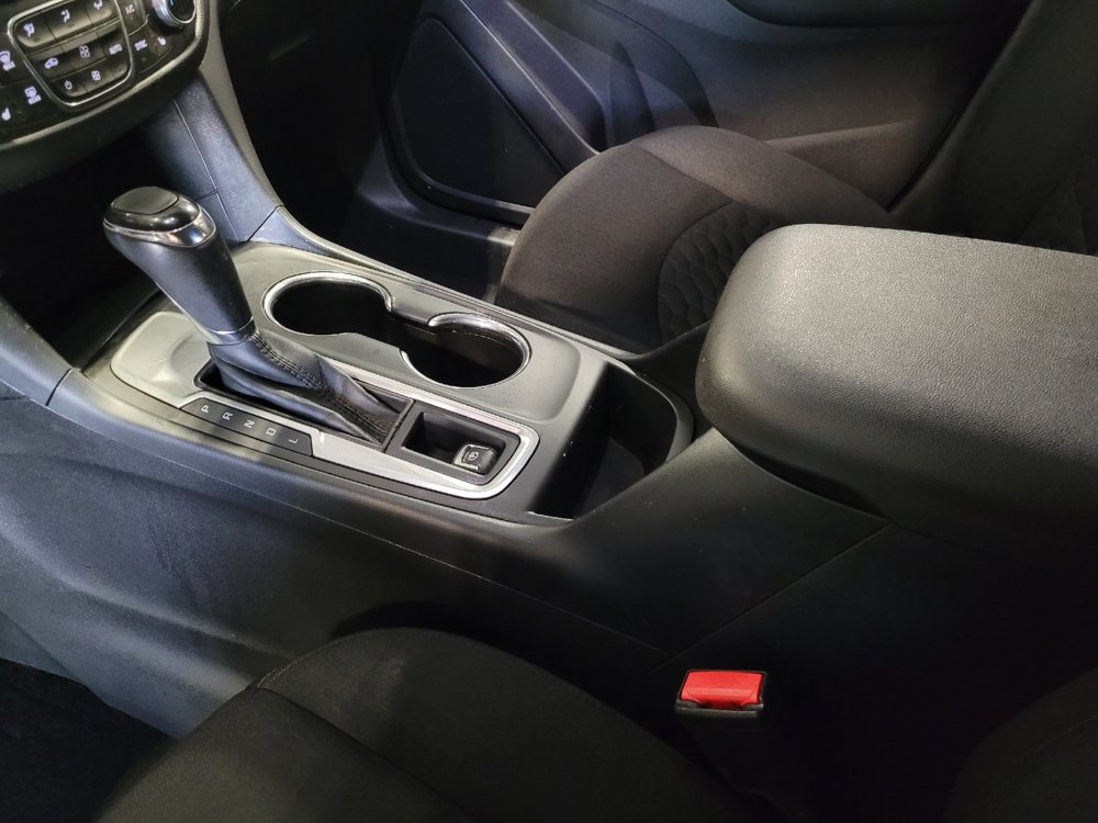 Used 2018 Chevrolet Equinox LT FWD image 26