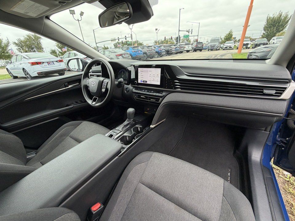 Used 2025 Toyota Camry LE FWD image 25