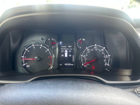 Certified 2024 Toyota 4Runner SR5 AWD/4WD image 16