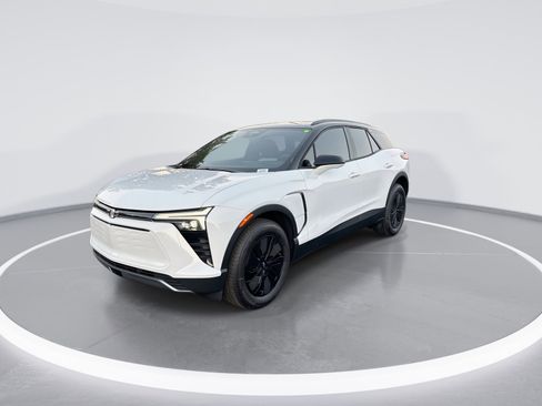 New 2026 Chevrolet Blazer EV LT image 5