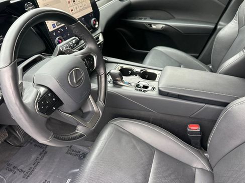 Certified 2025 Lexus RX 350 w/ Convenience Package image 21
