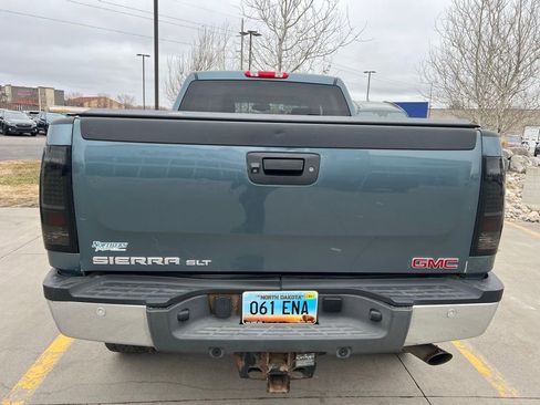 Used 2014 GMC Sierra 2500 SLT image 2