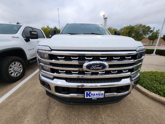 Used 2024 Ford F250 Lariat AWD/4WD image 2