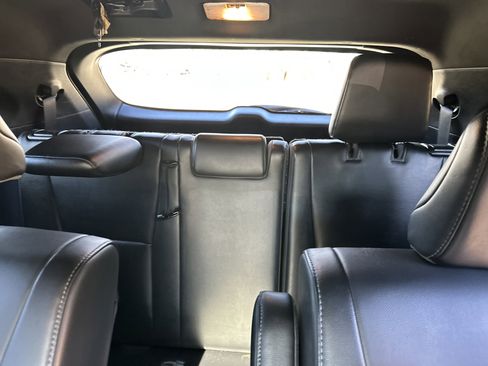 Used 2021 Toyota Highlander XSE image 25