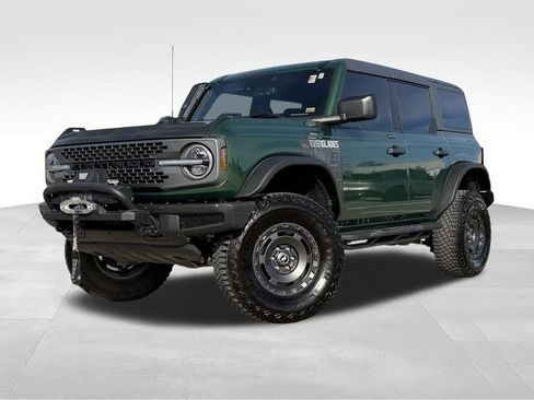 Used 2023 Ford Bronco Everglades image 7