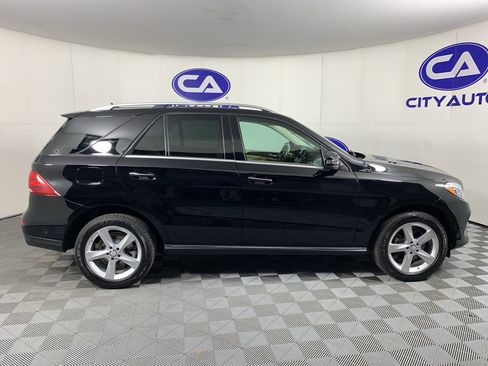 Used 2016 Mercedes-Benz GLE 350 image 2
