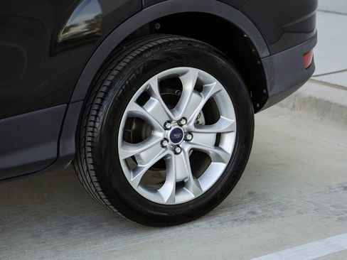 Used 2015 Ford Escape Titanium FWD image 32