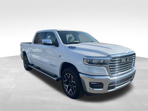 New 2026 RAM 1500 Laramie AWD/4WD image 8