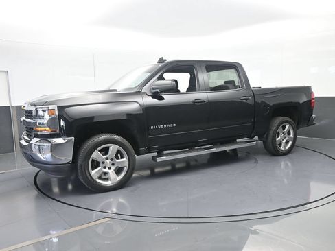 Used 2018 Chevrolet Silverado 1500 LT w/ All Star Edition RWD image 2