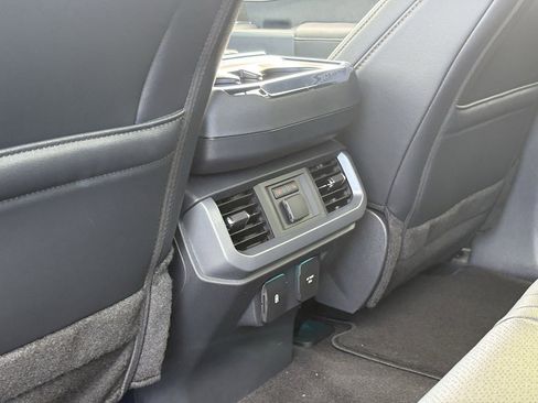 New 2025 Ford F150 Lariat w/ Equipment Group 502A High image 26