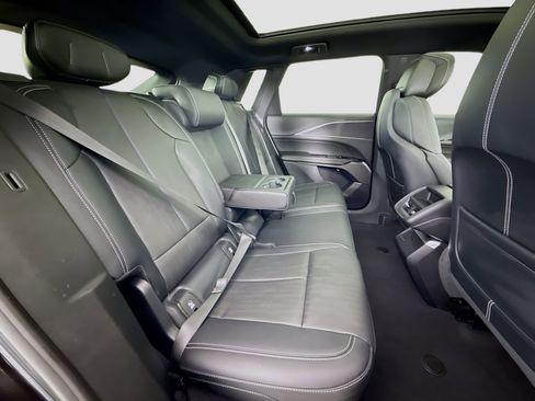 Used 2024 Cadillac Lyriq Sport image 29