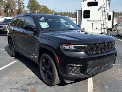Used 2025 Jeep Grand Cherokee L Limited w/ Black Appearance Package