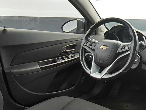 Used 2013 Chevrolet Cruze LT FWD image 16