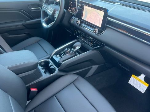 New 2026 GMC Canyon Elevation w/ Convenience Package image 12