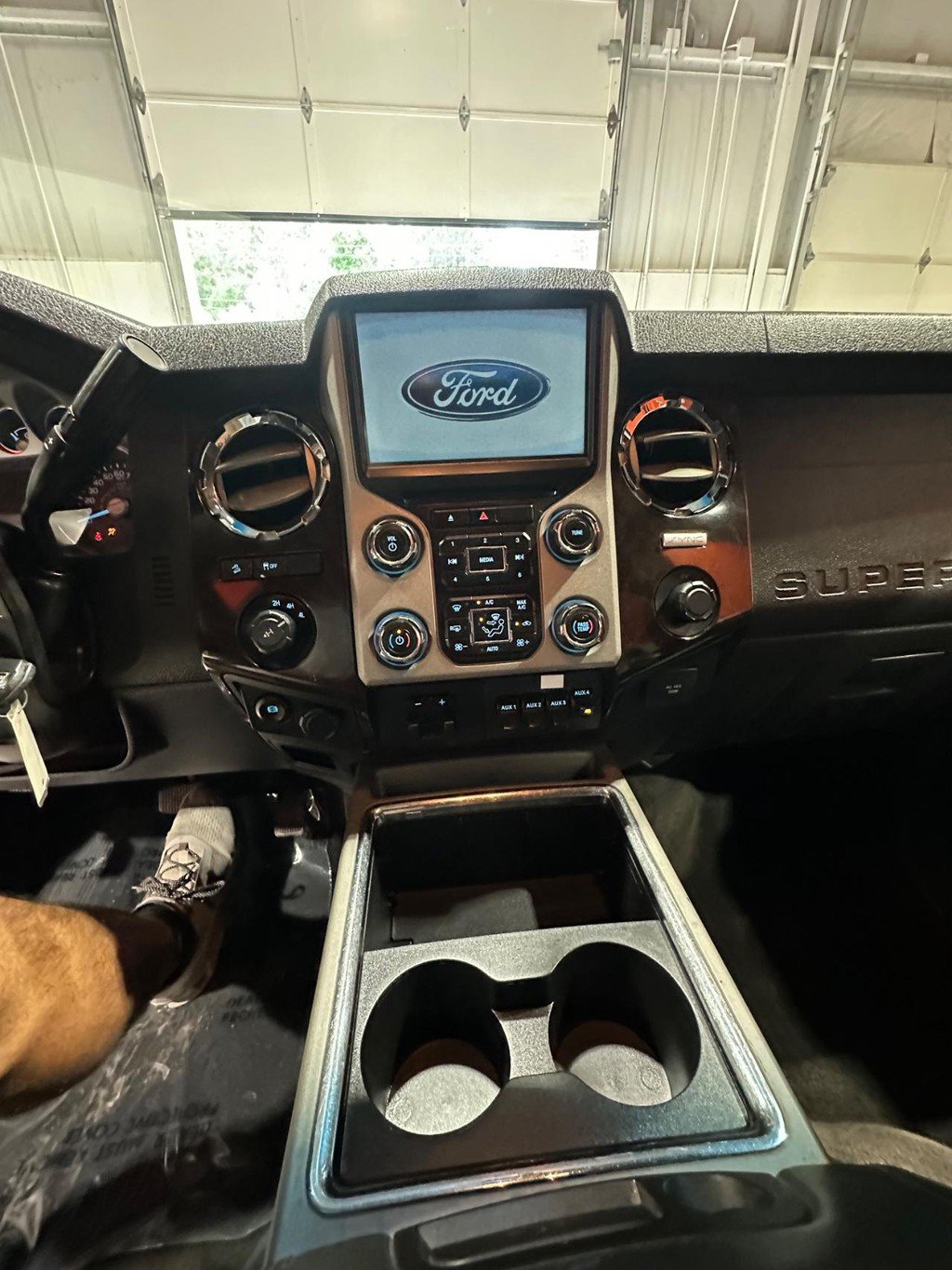 Used 2016 Ford F350 Platinum w/ Platinum Package AWD/4WD image 18