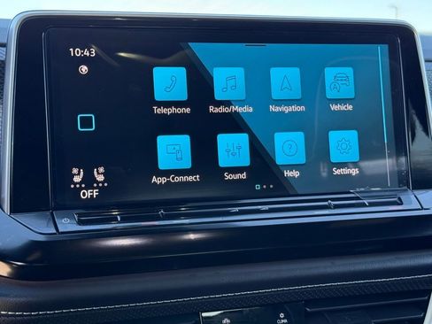 New 2026 Volkswagen Atlas Cross Sport SEL Premium R-Line AWD/4WD image 22