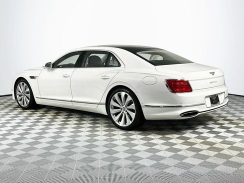 Used 2026 Bentley Flying Spur V8 AWD/4WD image 3
