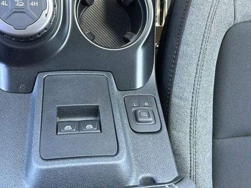 New 2026 Ford Bronco 2-Door AWD/4WD image 21