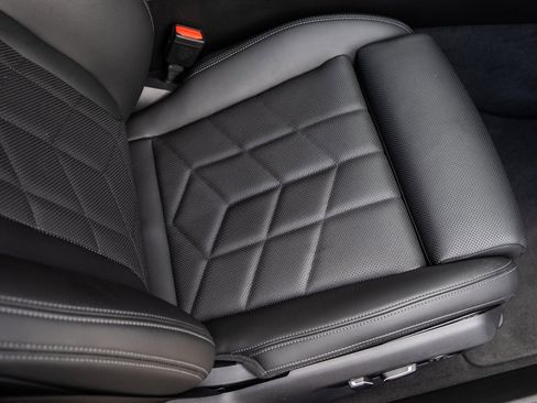 Used 2024 BMW 530i xDrive 530i xDrive image 44