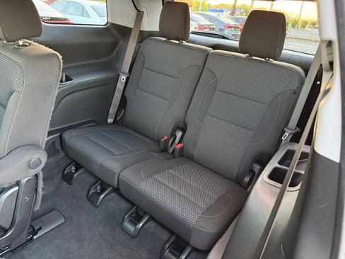 Used 2020 GMC Acadia SLE w/ Driver Convenience Package image 10