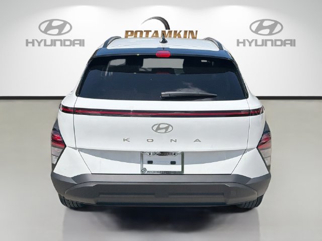 New 2027 Hyundai Kona SEL Sport FWD image 6