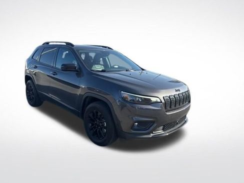 Used 2023 Jeep Cherokee Altitude Lux image 7