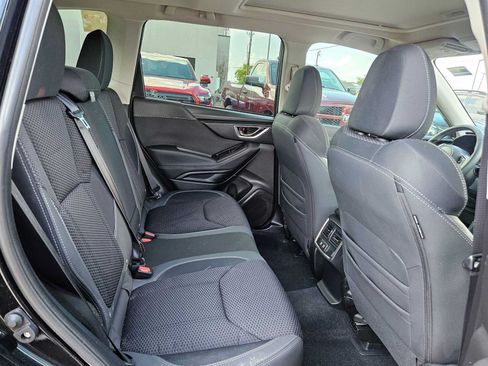 Used 2024 Subaru Forester Premium AWD/4WD image 15