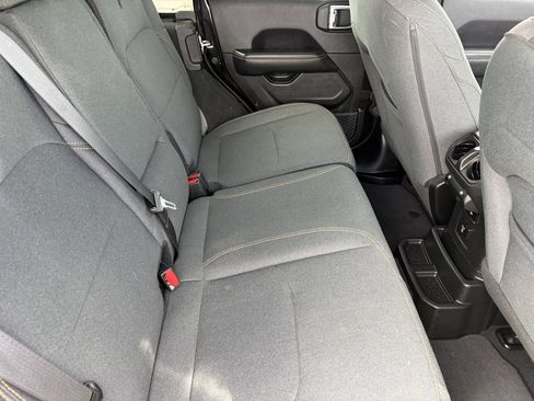 Used 2025 Jeep Wrangler Unlimited Sahara w/ Safety Group AWD/4WD image 13