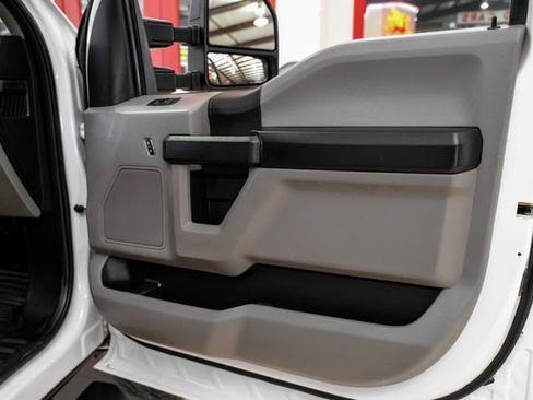 Used 2018 Ford F350 XL w/ Power Equipment Group AWD/4WD image 39