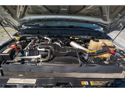 Used 2013 Ford F350 Platinum w/ FX4 Off Road Pkg image 41