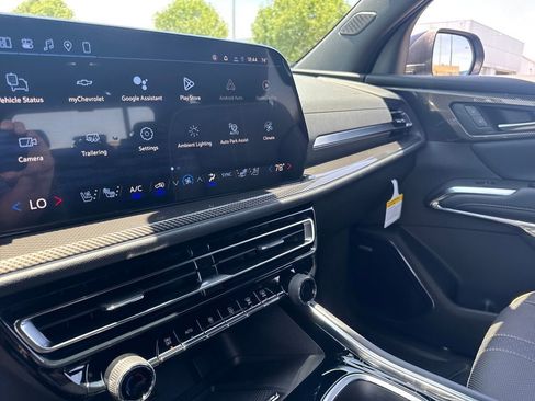 New 2026 Chevrolet Traverse High Country FWD image 19