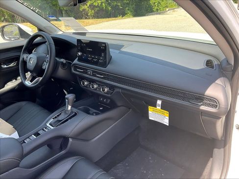 New 2026 Honda HR-V EX-L image 10